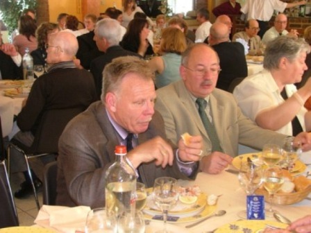 gal 2006 repas 55 anni 056.JPG