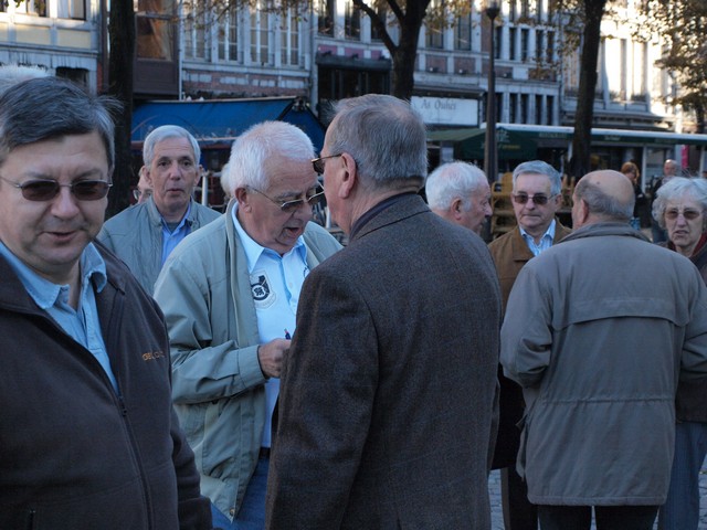 PA101104.JPG
