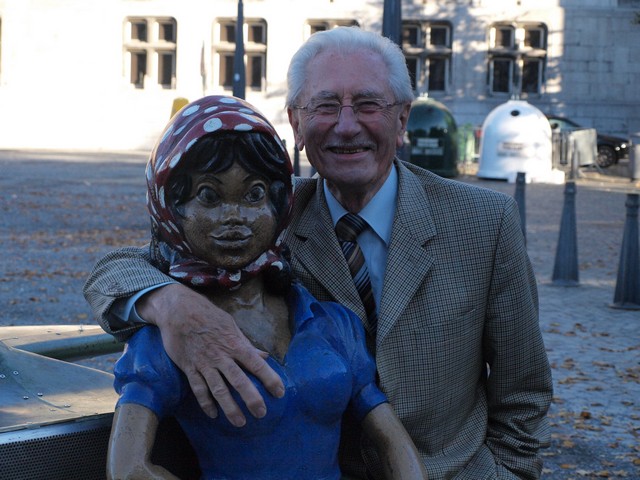 PA101109.JPG