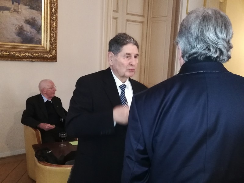 AG 2019 06.jpg